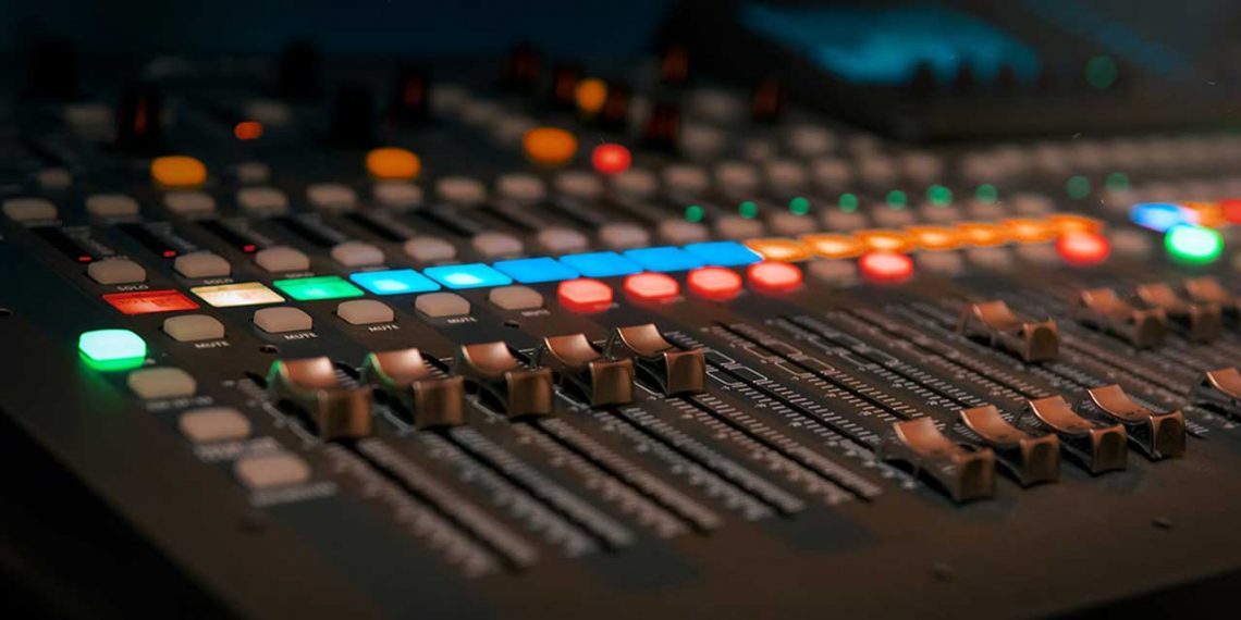 Radio fumbles the mic on Coronavirus response