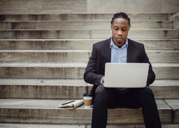 5 things they don’t tell you about your first job